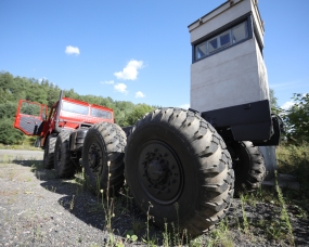 TATRA 813