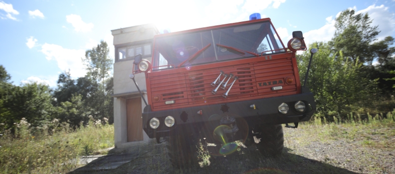 TATRA 813