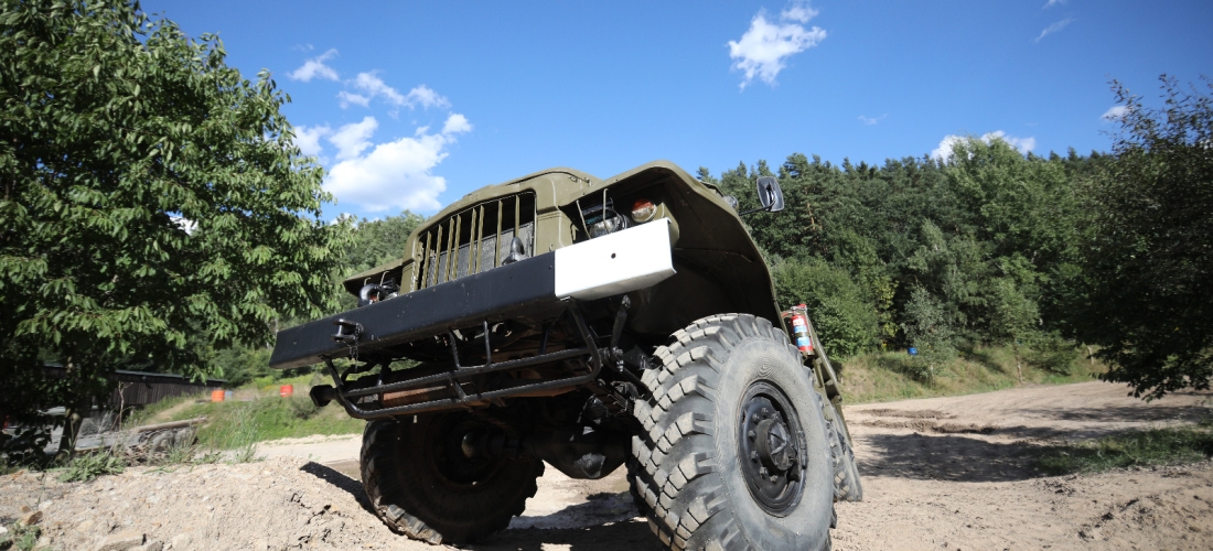 Ural 375